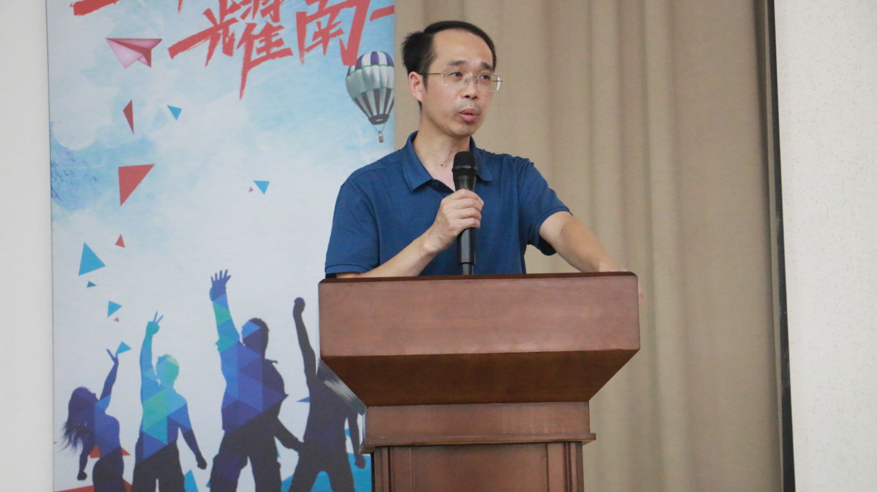 365英国上市公司