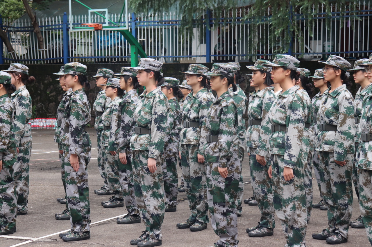 365英国上市公司